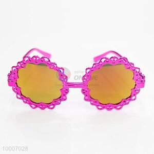 Sunglasses with peach lace frame
