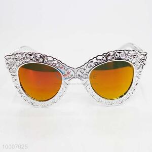 Hot sale fashionable sunglasses with silver frame