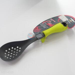 Leakage spoon for cooking