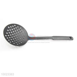 Wholesale Hot Sale PP Circular Leakage Ladle/Soup Spoon