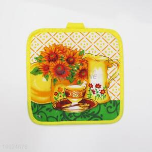 Square sunflower pattern pot holder for home use