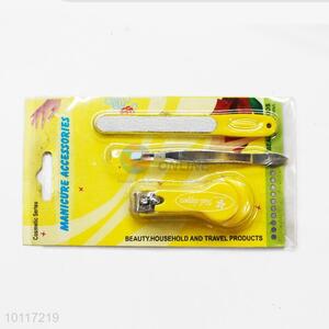 Fashionable Yellow Manicure Set