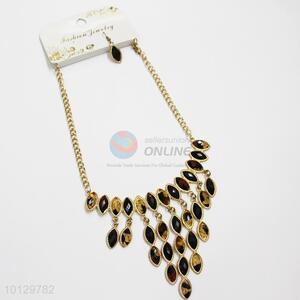 Oval leopard print stoned alloy necklace&earrings set