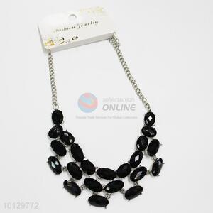 Black oval faced stoned silver plating statement necklace