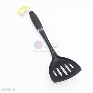 Top quality low price fashion black leakage shovel