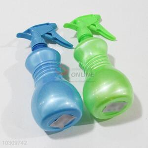 Creative Design spray bottle/watering can