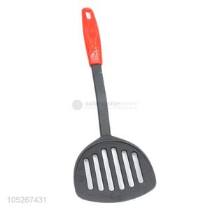 Wholesale Popular Kitchen Utensil Leakage Shovel