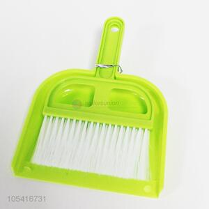 China supplier plastic dustpan and broom set cleaning supplies