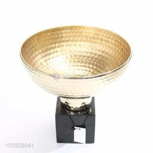 Best quality golden hammer texture iron fruit plate with cube marble base