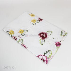 Exquisite design embroidered table cloth for restaurant hotel