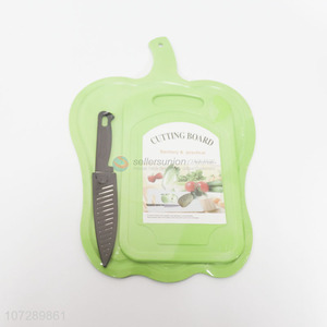 Good quality kitchen products 3pcs flexible apple shape chopping board and fruit knife set