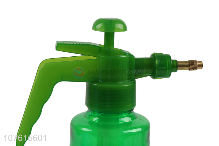 Factory price garden tools hand pump plastic spray bottle with trigger