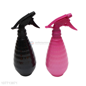Best Selling Colorful Spray Bottle Non-Slip Watering Can