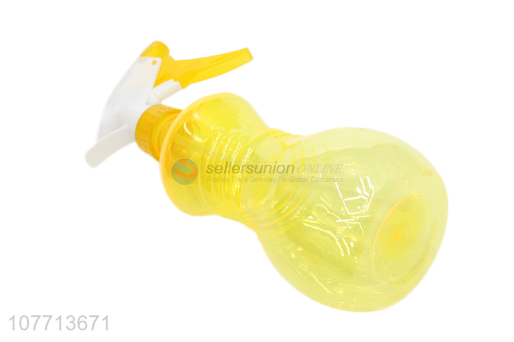 Popular Plastic Manual Watering Can Trigger Watering Can