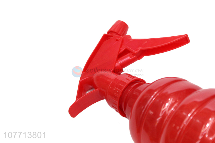 Hot Sale Plastic Trigger Sprayer Red Spray Bottle Watering Can