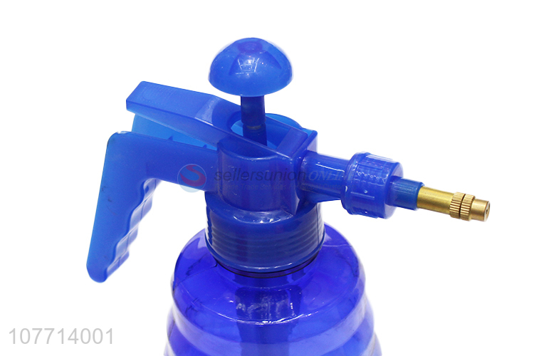 Hot Selling Colorful Pressure Sprayer Watering Can Plastic Sprinkling Can