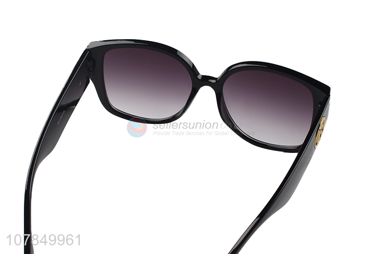 New Arrival Ladies Sunglasses Cheap Black Eyeglasses