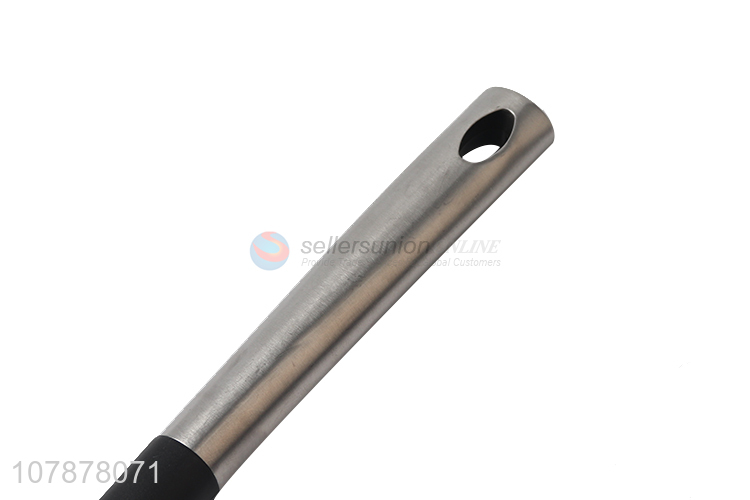 New design stainless steel long handle creative food grade colander