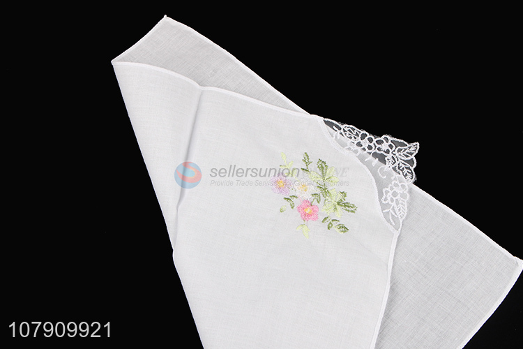 Hot selling white embroidered cotton ladies handkerchief