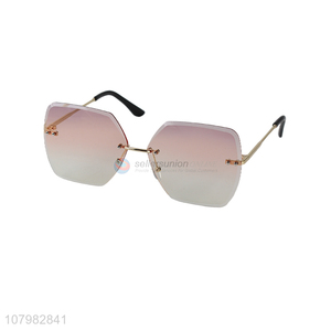 Top Quality Fashion Sunglasses Stylish Sun Glasses For Adults