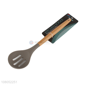 Low price food grade eco-friendly silicone slotted spoon silicone kitchen tool