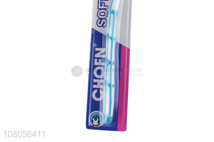 High quality blue plastic portable travel toothbrush