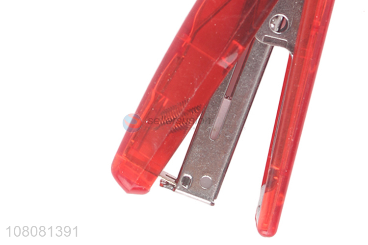 Wholesale office supplies colorful plastic stapler mini desktop stapler
