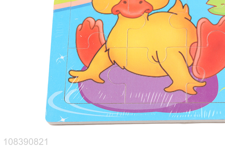 New design cartoon duck toy jigsaw wooden animal puzzle