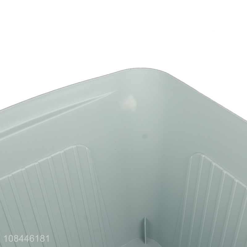 Wholesale home kitchen bathroom portable plastic storage basket with handles & lid