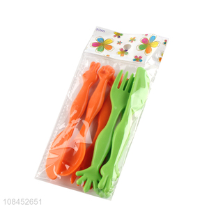 Yiwu direct sale plastic spoon kids scoop fork set