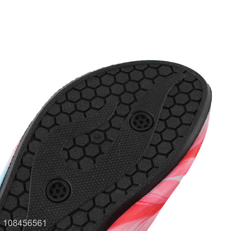 Wholesale women water sports shoes slip-on quick dry yoga swim shoes