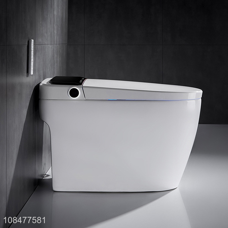 Wholesale 300/400mm 4-6L luxury hands free flushing one pice smart toilet with led display