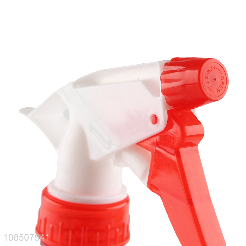 Hot products plastic hand pressure watering spray bottle for garden