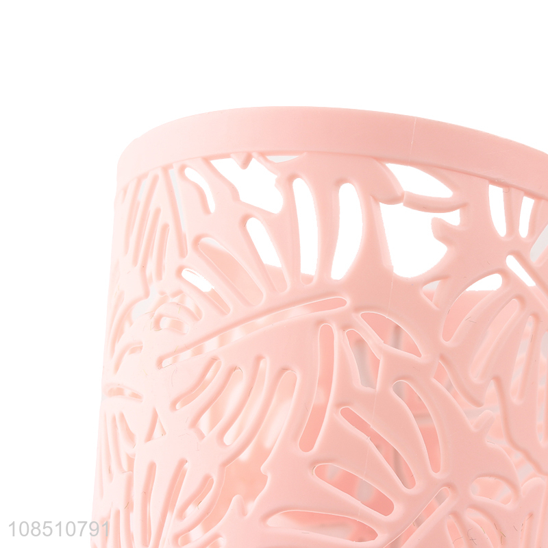 Factory price pink plastic mini desktop storage basket for household
