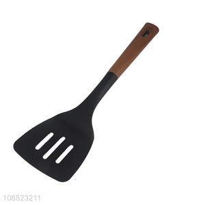 China factory kitchen utensils nylon slotted spatula for sale