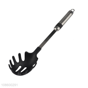 Low price household kitchen utensils spaghetti spatula for sale