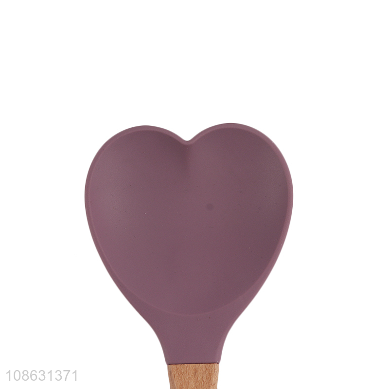 Top selling heart shape baking tools silicone scraper wholesale