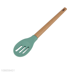 Custom logo wooden handle bpa free silicone slotted basting spoon