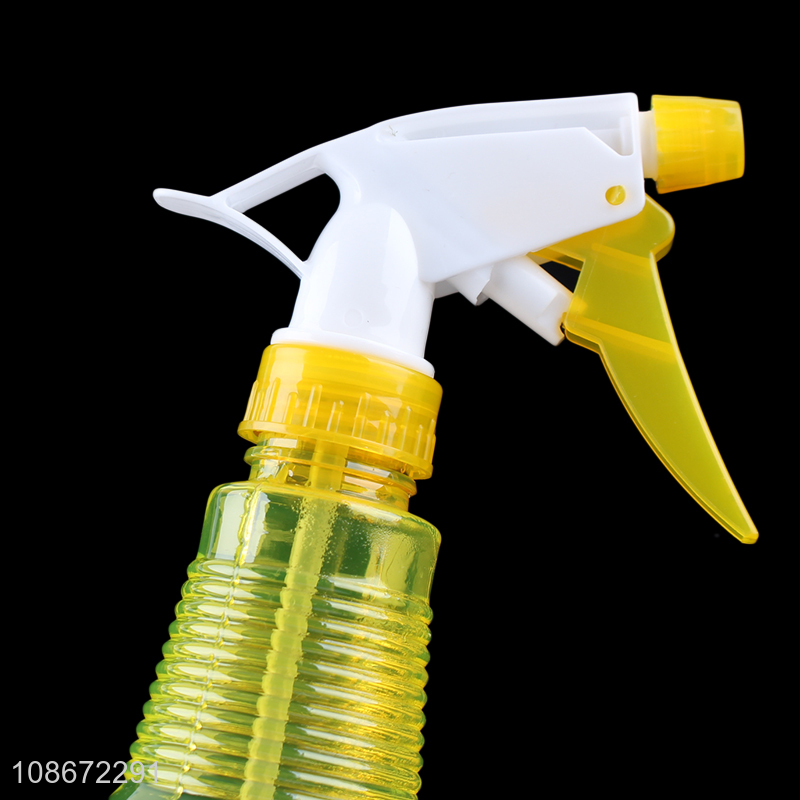 Top quality plastic trigger spray water bottle for sale