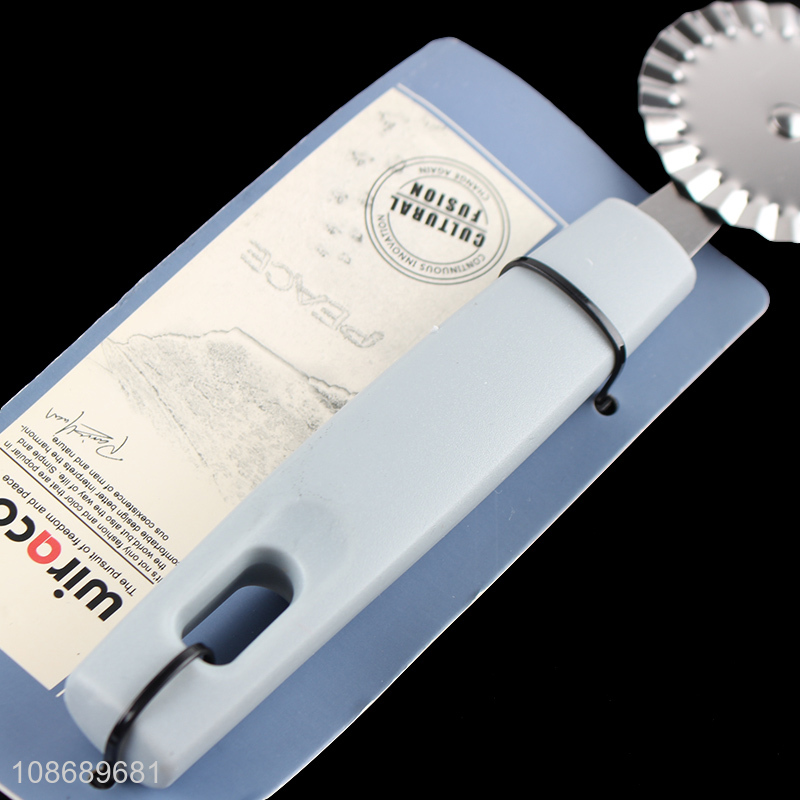 Wholesale stainless steel pastry pizza cutter wheel with plastic handle