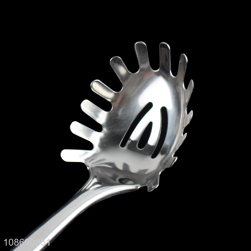Factory price kitchen utensils stainless steel spaghetti spatula for sale