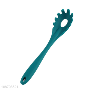 Good selling silicone kitchen utensils spaghetti spatula pasta server wholesale