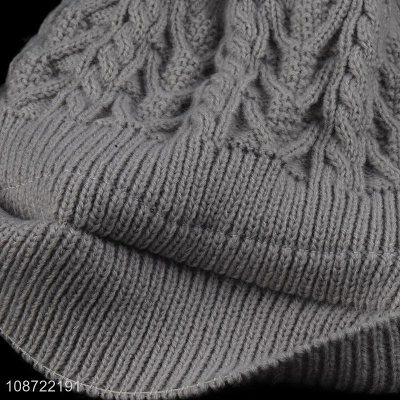 Hot selling women's winter hat fleece lined knitted hat with pom pom