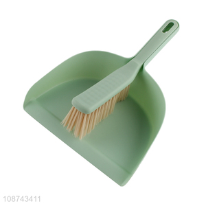 Good quality plastic broom and dustpan set tabletop bed cleaning tools