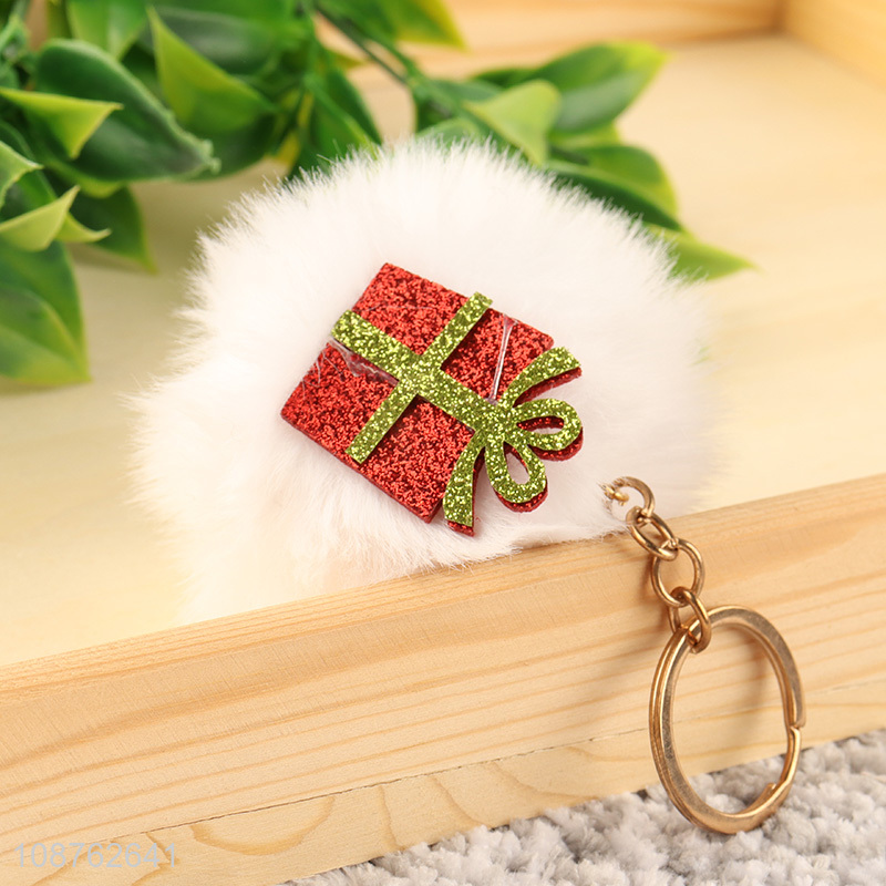 Online wholesale Christmas pom pom key chain faux fur ball keychain