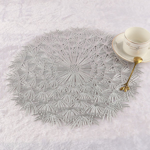 New arrival metallic hollow dining table mat