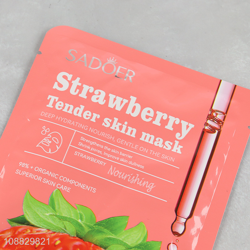Hot selling daily use strawberry tender skin mask