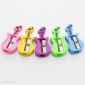 1pc guitar shaped cartoon stationery plastic <em>pencil</em> <em>sharpener</em>
