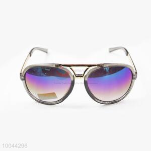 Wholesale High Quality Fashion Grey PC Sunglasses