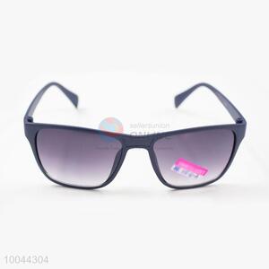 Wholesal Blue Color Fashion PC Sunglasses
